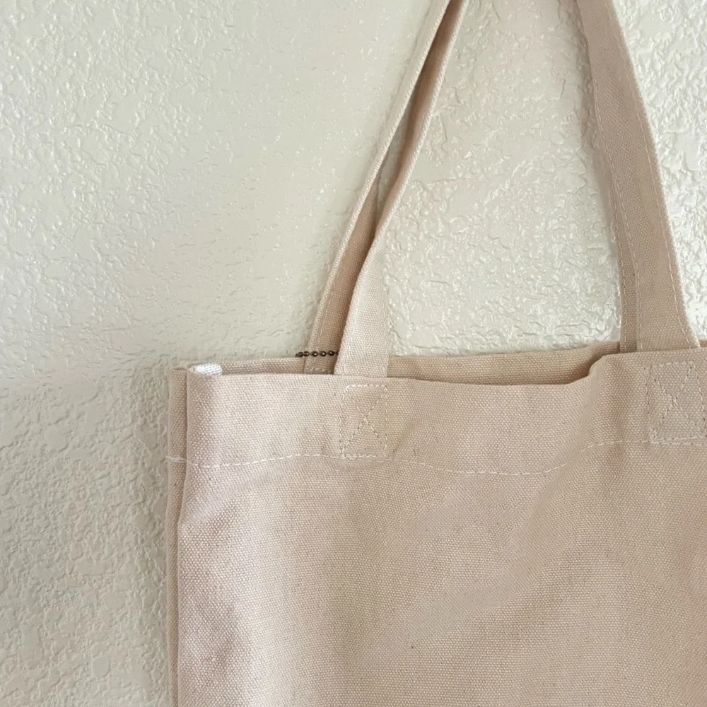 NWT California tote bag small with state motif
